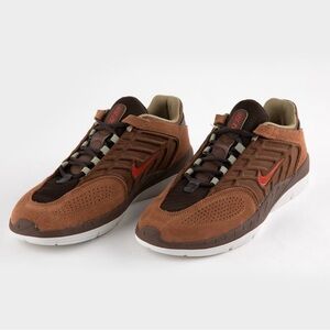 New NIKE SB Vertebrae Skate Shoes size 5